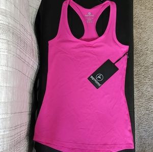 90 degree tank top